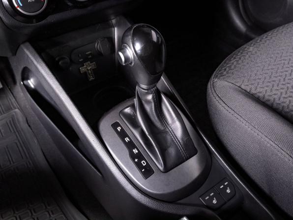 Kia Rio III Рестайлинг с пробегом 2015 года, цена 945 000 рублей, 138100 км, седан, Автокод Объявления