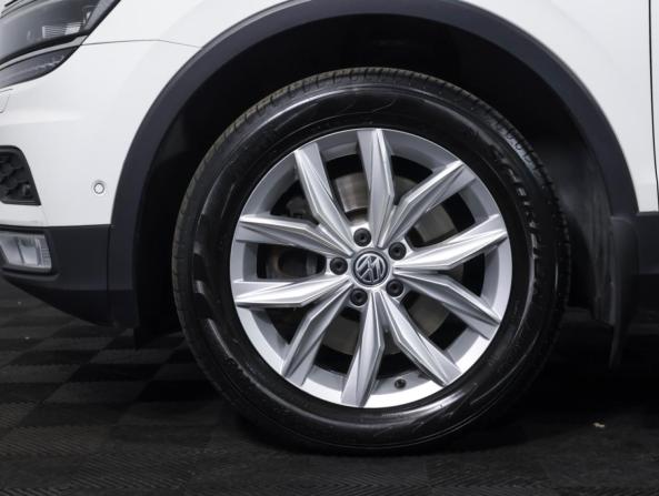 Volkswagen Tiguan II с пробегом 2017 года, цена 2 450 000 рублей, 123730 км, внедорожник, Автокод Объявления