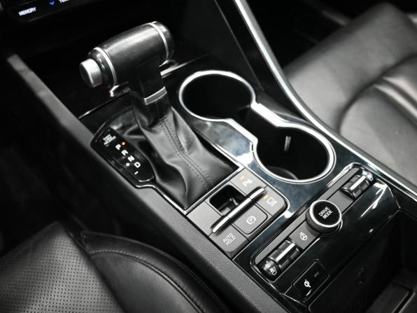 Kia K5 III с пробегом 2021 года, цена 2 990 000 рублей, 126764 км, седан, Автокод Объявления