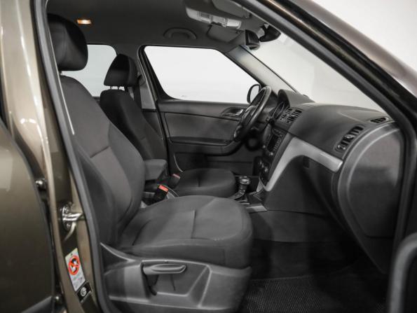 Skoda Yeti I с пробегом 2011 года, цена 929 000 рублей, 94636 км, внедорожник, Автокод Объявления