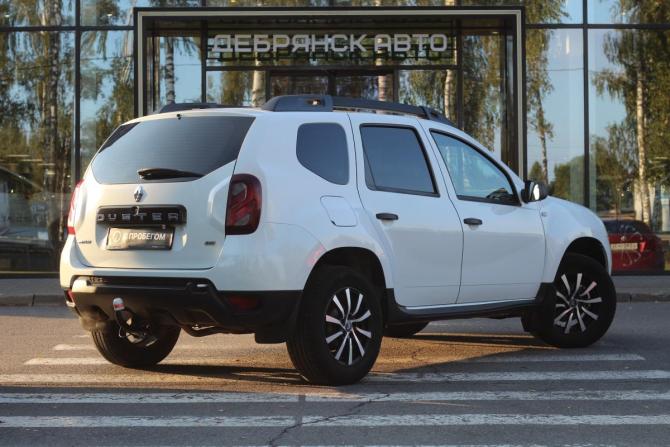 Renault Duster I Рестайлинг с пробегом 2017 года, цена 1 225 000 рублей, 208386 км, внедорожник, Автокод Объявления