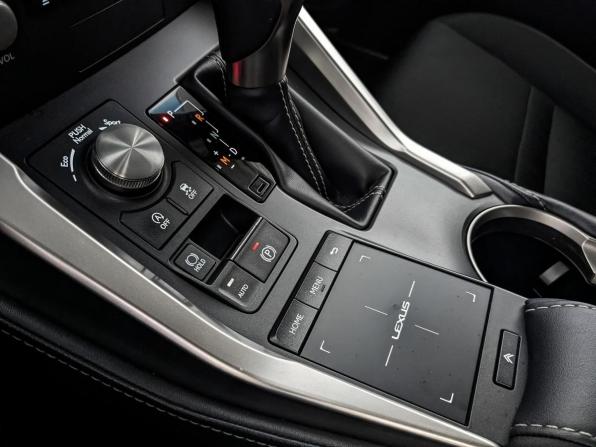 Lexus NX I Рестайлинг с пробегом 2020 года, цена 3 290 000 рублей, 135995 км, внедорожник, Автокод Объявления