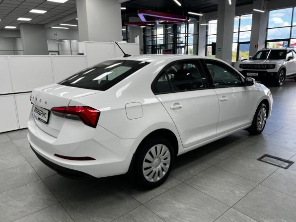 Skoda Rapid II с пробегом 2021 года, цена 1 790 000 рублей, 48297 км, лифтбек, Автокод Объявления