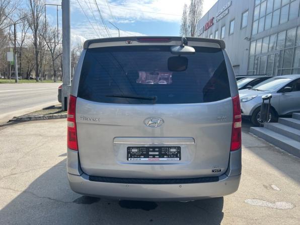 Hyundai Grand Starex I с пробегом 2012 года, цена 1 770 000 рублей, 271757 км, минивэн, Автокод Объявления