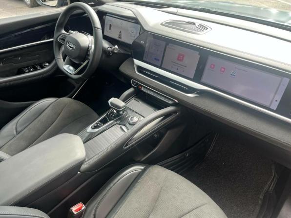 Geely Monjaro I с пробегом 2024 года, цена 3 349 000 рублей, 31616 км, внедорожник, Автокод Объявления
