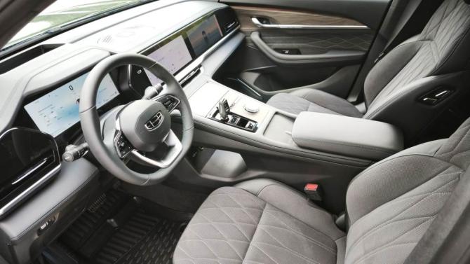 Новый Geely Monjaro I 2026 года, цена 4 954 990 рублей, внедорожник, Автокод Объявления