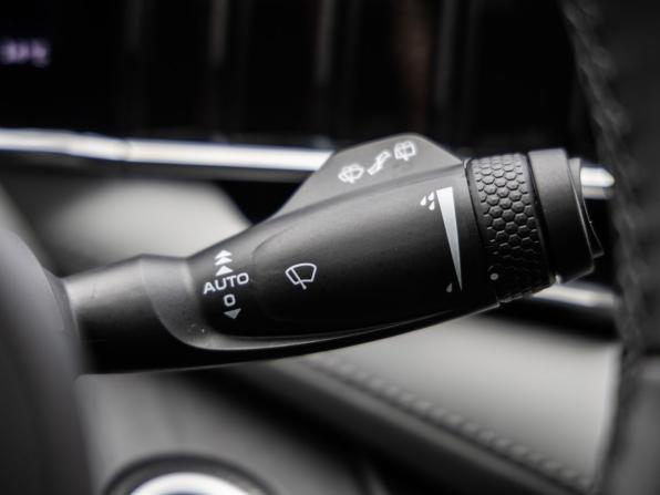 Geely Atlas II с пробегом 2024 года, цена 2 868 000 рублей, 32751 км, внедорожник, Автокод Объявления