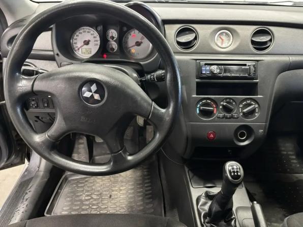 Mitsubishi Outlander I с пробегом 2007 года, цена 557 000 рублей, 280000 км, внедорожник, Автокод Объявления