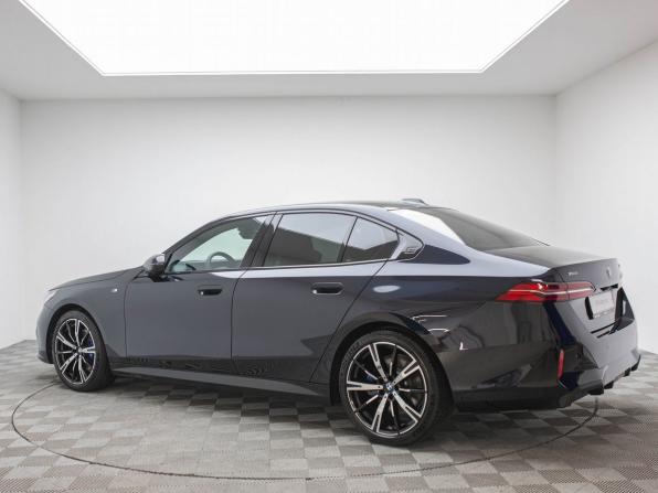 BMW 5 серии VIII (G60/G61/G68) с пробегом 2025 года, цена 9 990 000 рублей, 1210 км, седан, Автокод Объявления