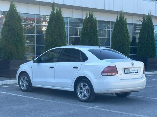 Volkswagen Polo V с пробегом 2013 года, цена 695 000 рублей, 166288 км, седан, Автокод Объявления