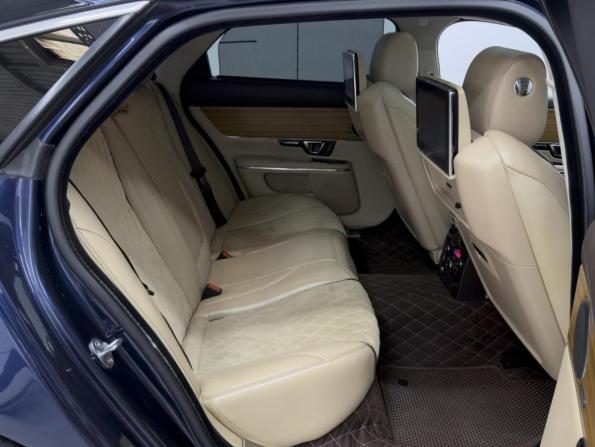 Jaguar XJ IV (X351) Рестайлинг с пробегом 2016 года, цена 2 710 000 рублей, 112570 км, седан, Автокод Объявления