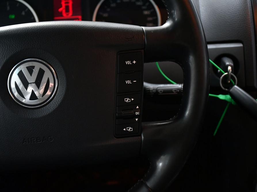 Volkswagen Touareg I Рестайлинг Новосибирск  - изображение 16