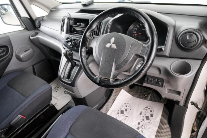 Mitsubishi Delica V с пробегом 2012 года, цена 1 049 000 рублей, 234958 км, минивэн, Автокод Объявления