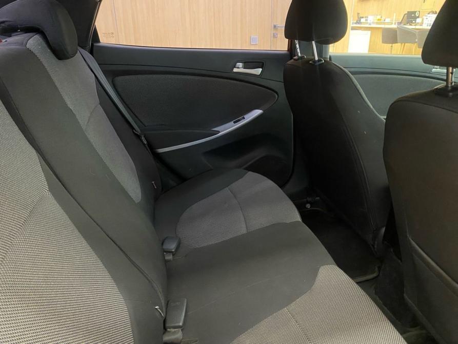 Hyundai Solaris I Санкт-Петербург  - изображение 21