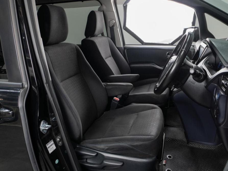 Toyota Voxy III (R80) Тюмень  - изображение 11