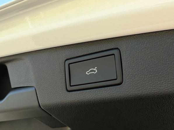 Volkswagen Tiguan III (China Market) с пробегом 2026 года, цена 4 500 000 рублей, 30 км, внедорожник, Автокод Объявления