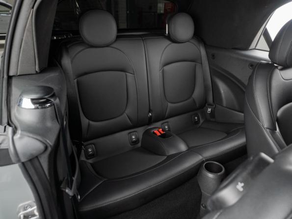 Mini Cabrio III Рестайлинг 2 с пробегом 2021 года, цена 3 200 000 рублей, 31120 км, кабриолет, Автокод Объявления