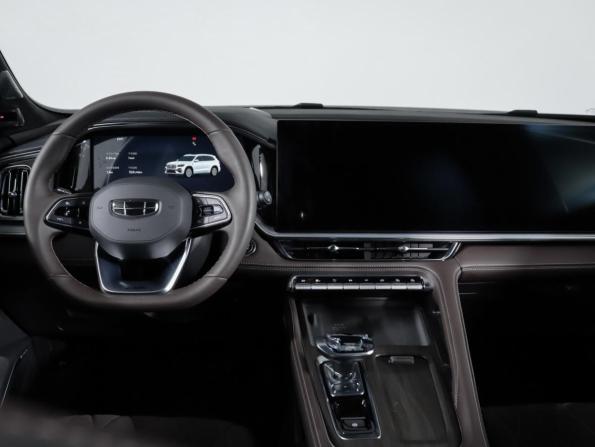 Geely Monjaro I Рестайлинг 2 с пробегом 2025 года, цена 4 200 000 рублей, 2300 км, внедорожник, Автокод Объявления