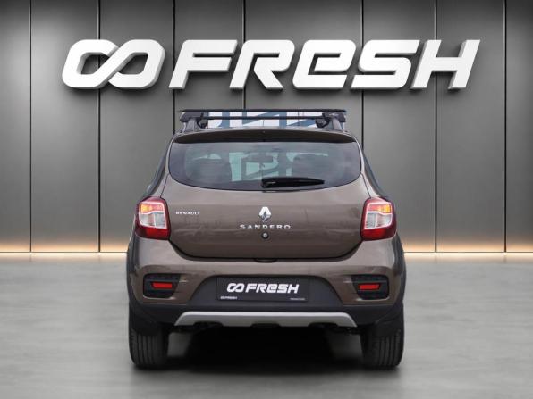 Renault Sandero II Рестайлинг с пробегом 2018 года, цена 1 349 000 рублей, 53007 км, хэтчбек, Автокод Объявления
