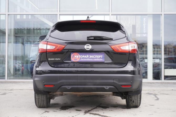 Nissan Qashqai II с пробегом 2017 года, цена 1 329 000 рублей, 127000 км, внедорожник, Автокод Объявления