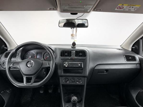 Volkswagen Polo V Рестайлинг с пробегом 2017 года, цена 729 000 рублей, 142788 км, седан, Автокод Объявления