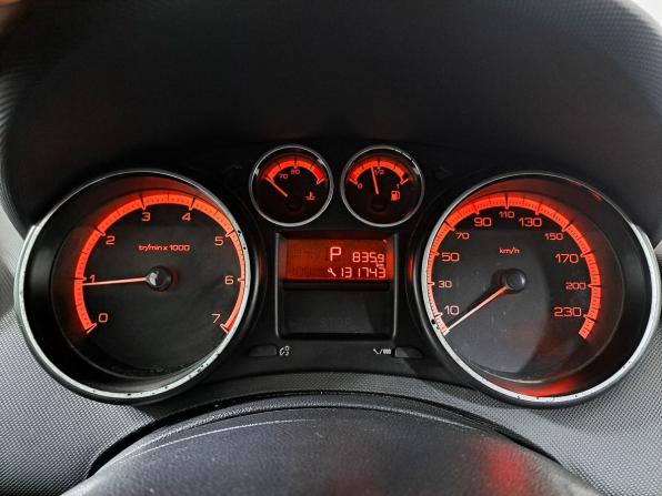 Peugeot 308 I Рестайлинг с пробегом 2012 года, цена 395 000 рублей, 131742 км, хэтчбек, Автокод Объявления
