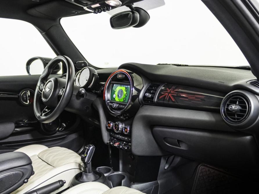 Mini Hatch III (F55/F56) Рестайлинг Москва  - изображение 17