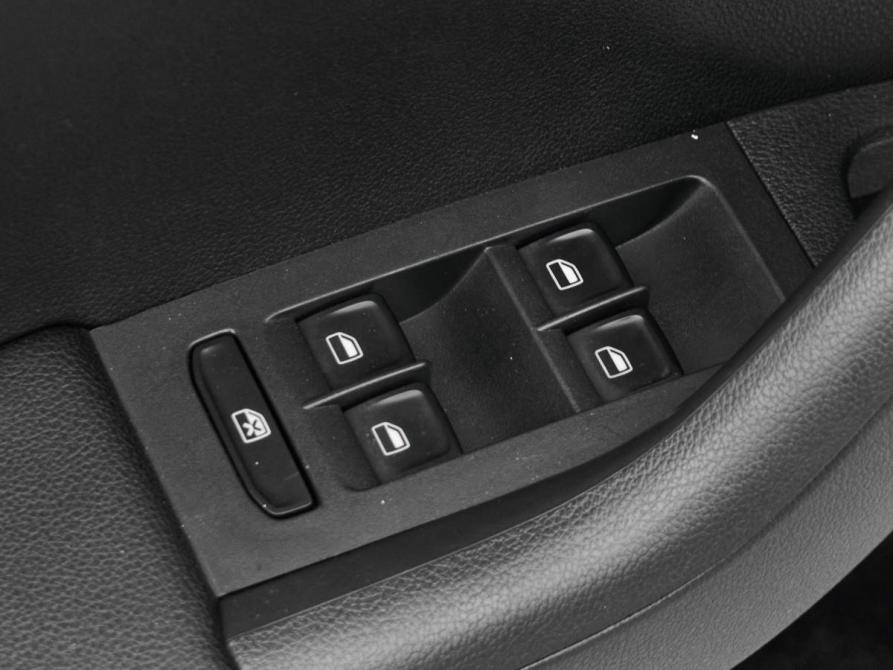Skoda Octavia III (A7) Екатеринбург  - изображение 20