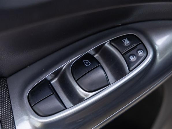 Nissan Juke I с пробегом 2011 года, цена 1 148 000 рублей, 79264 км, внедорожник, Автокод Объявления