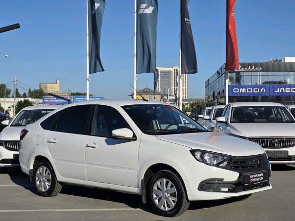 Lada (ВАЗ) Granta I Рестайлинг с пробегом 2023 года, цена 913 000 рублей, 13758 км, лифтбек, Автокод Объявления