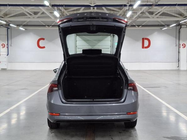 Skoda Octavia IV (A8) с пробегом 2021 года, цена 1 850 000 рублей, 175616 км, лифтбек, Автокод Объявления