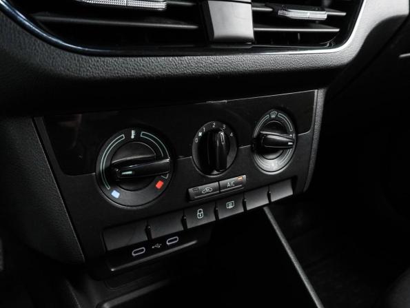 Skoda Rapid II с пробегом 2020 года, цена 1 399 000 рублей, 126242 км, лифтбек, Автокод Объявления