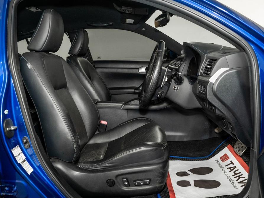 Lexus CT I Иркутск  - изображение 6