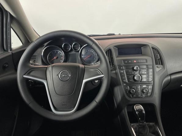 Opel Astra J с пробегом 2011 года, цена 749 000 рублей, 148135 км, хэтчбек, Автокод Объявления