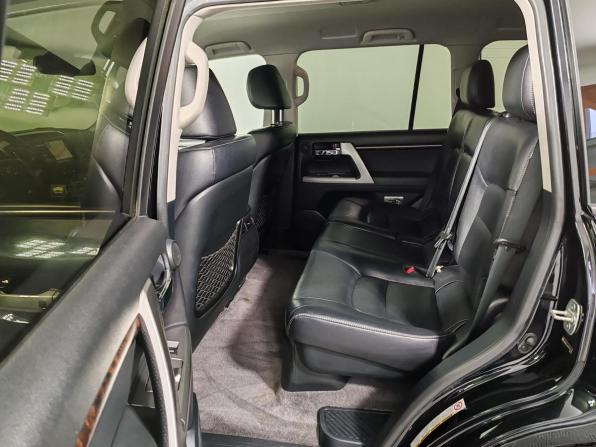 Toyota Land Cruiser 200 Series Рестайлинг 1 с пробегом 2013 года, цена 3 649 000 рублей, 275286 км, внедорожник, Автокод Объявления