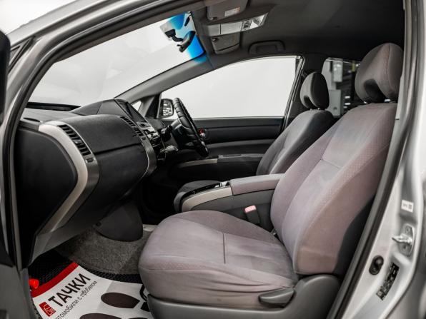 Toyota Prius II Рестайлинг (XW20) с пробегом 2008 года, цена 675 000 рублей, 279096 км, лифтбек, Автокод Объявления