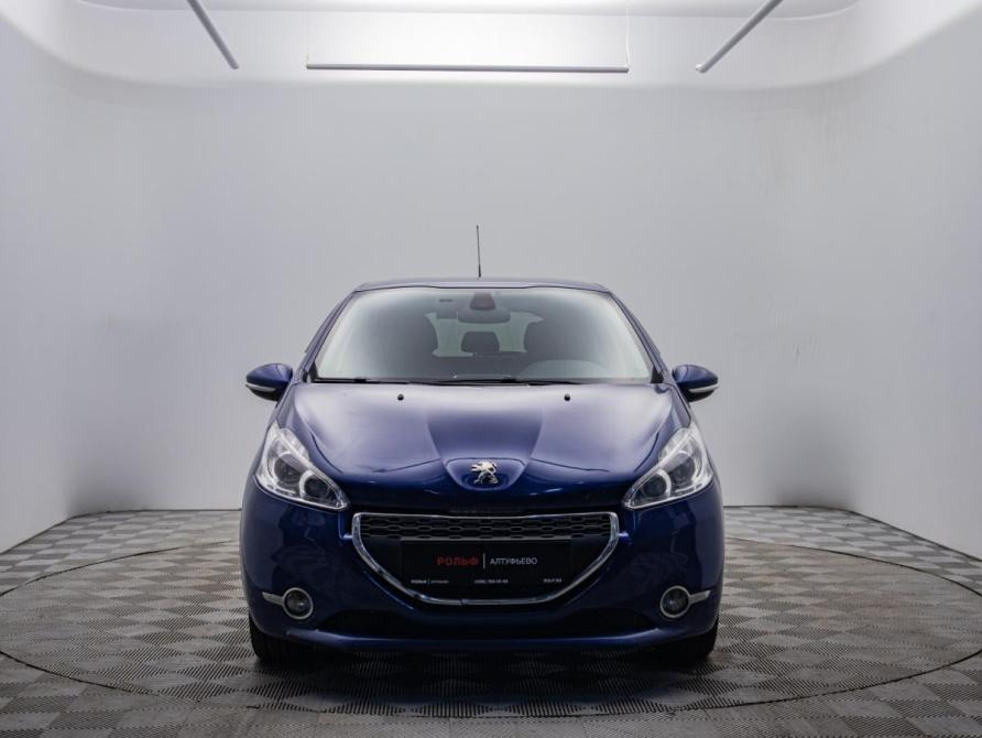 Peugeot 208 I Москва  - изображение 2