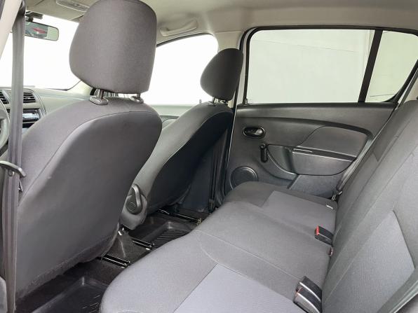 Renault Sandero II с пробегом 2017 года, цена 787 000 рублей, 112300 км, хэтчбек, Автокод Объявления