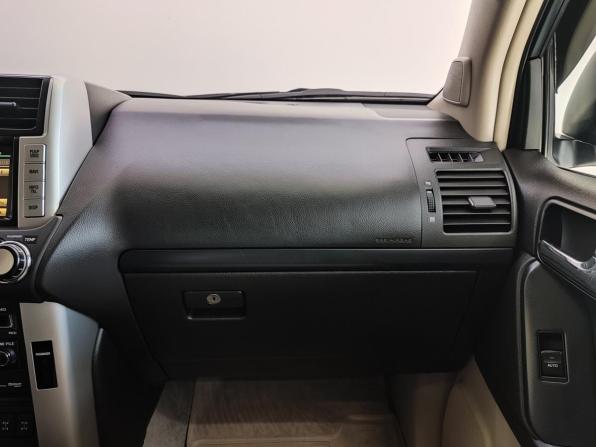 Toyota Land Cruiser Prado 150 Series с пробегом 2010 года, цена 2 600 000 рублей, 183635 км, внедорожник, Автокод Объявления