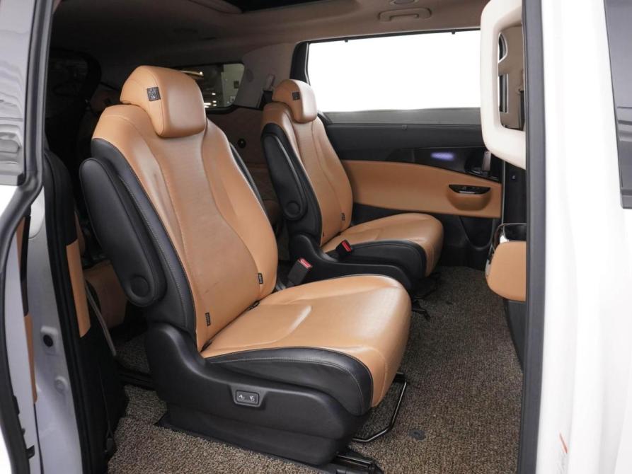 Kia Carnival IV Москва  - изображение 7