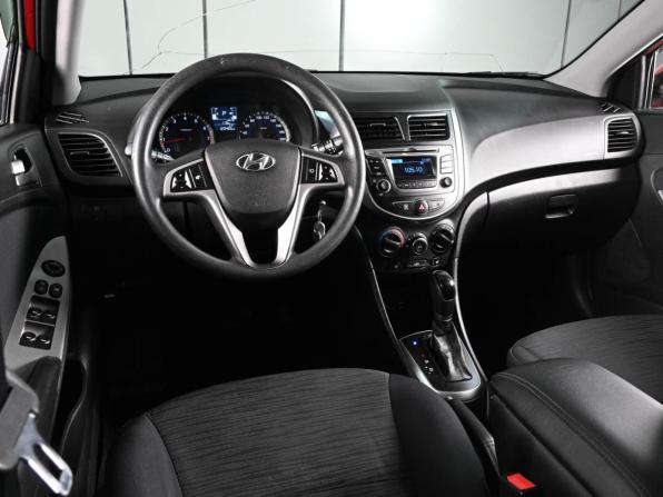 Hyundai Solaris I Рестайлинг с пробегом 2016 года, цена 1 329 000 рублей, 123465 км, седан, Автокод Объявления