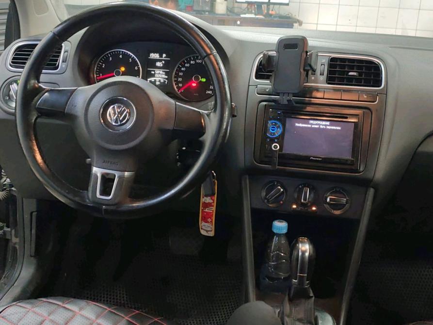 Volkswagen Polo V Санкт-Петербург  - изображение 8