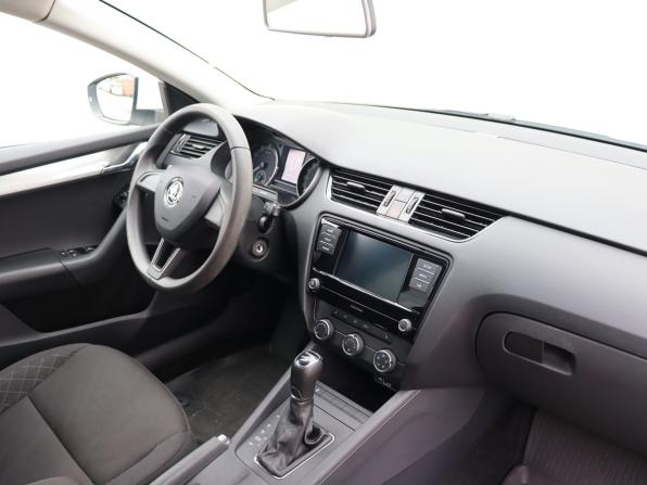 Skoda Octavia III (A7) Рестайлинг с пробегом 2020 года, цена 1 299 000 рублей, 184590 км, лифтбек, Автокод Объявления
