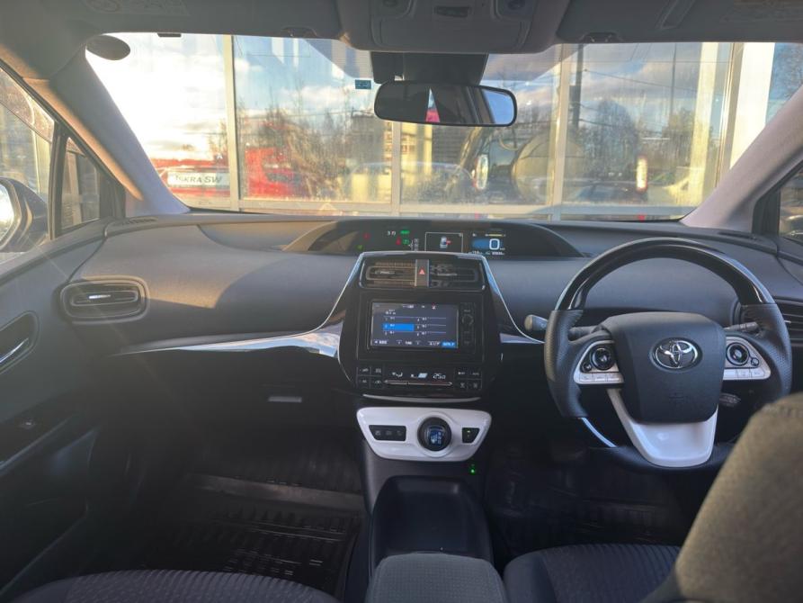 Toyota Prius IV (XW50) Санкт-Петербург  - изображение 13