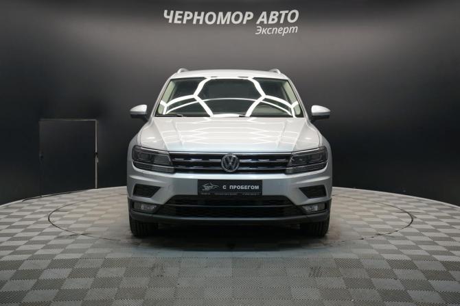 Volkswagen Tiguan II с пробегом 2018 года, цена 2 390 000 рублей, 133987 км, внедорожник, Автокод Объявления