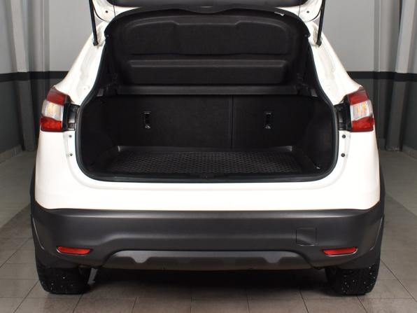Nissan Qashqai II с пробегом 2018 года, цена 1 669 995 рублей, 157895 км, внедорожник, Автокод Объявления