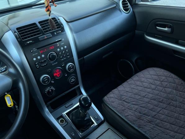 Suzuki Grand Vitara II Рестайлинг с пробегом 2008 года, цена 940 000 рублей, 311000 км, внедорожник, Автокод Объявления