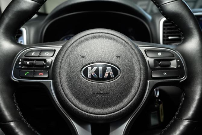 Kia Sportage IV с пробегом 2017 года, цена 2 099 000 рублей, 145344 км, внедорожник, Автокод Объявления