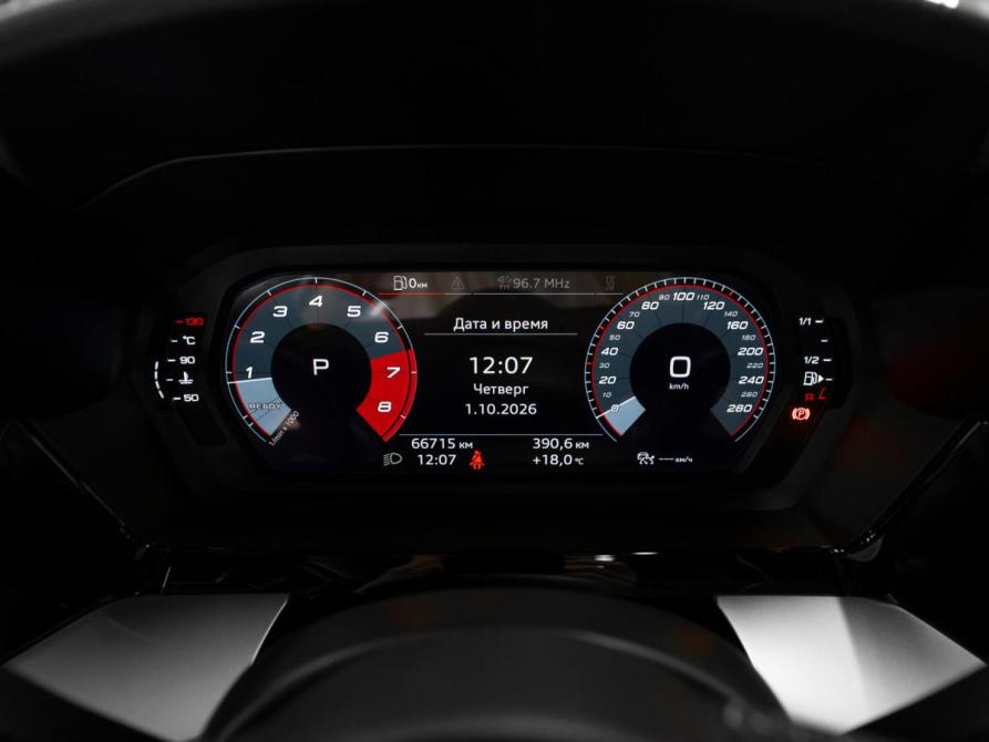 Audi A3 IV (8Y) Москва  - изображение 13