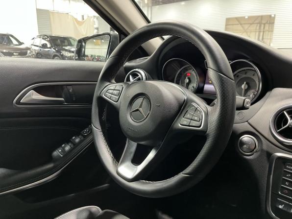 Mercedes-Benz GLA I (X156) с пробегом 2016 года, цена 1 690 000 рублей, 180055 км, внедорожник, Автокод Объявления